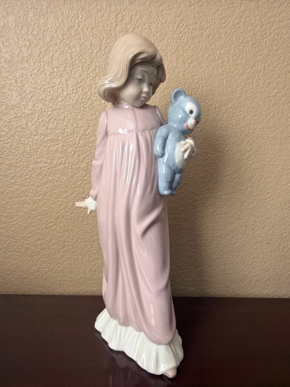 1978 Lladro NAO Bianca and Her Bear #694 Porcelain Girl Pink Nightgown Figurine
